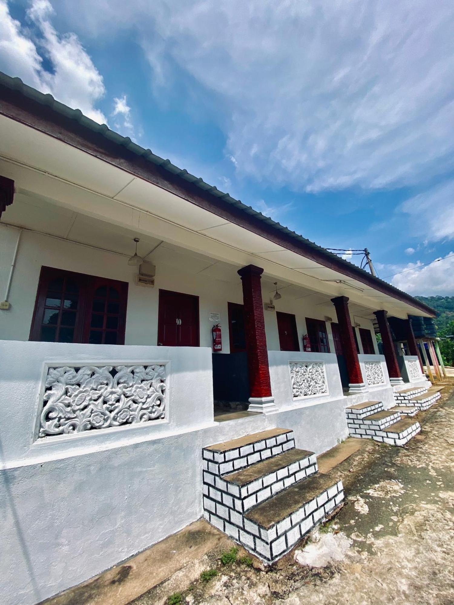 Abot Guest House Kuala Tahan Exteriér fotografie